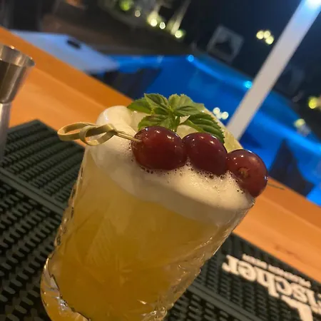 Paloma Blanca 3* イプソス